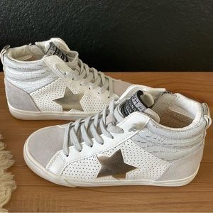 EUC Vintage Havana Leather Sneaker 5.5 Shoes Silver Gold White Gray Star Snake